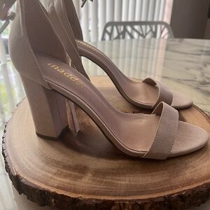 Madden Girl Women's Tan Block Heel Sandals